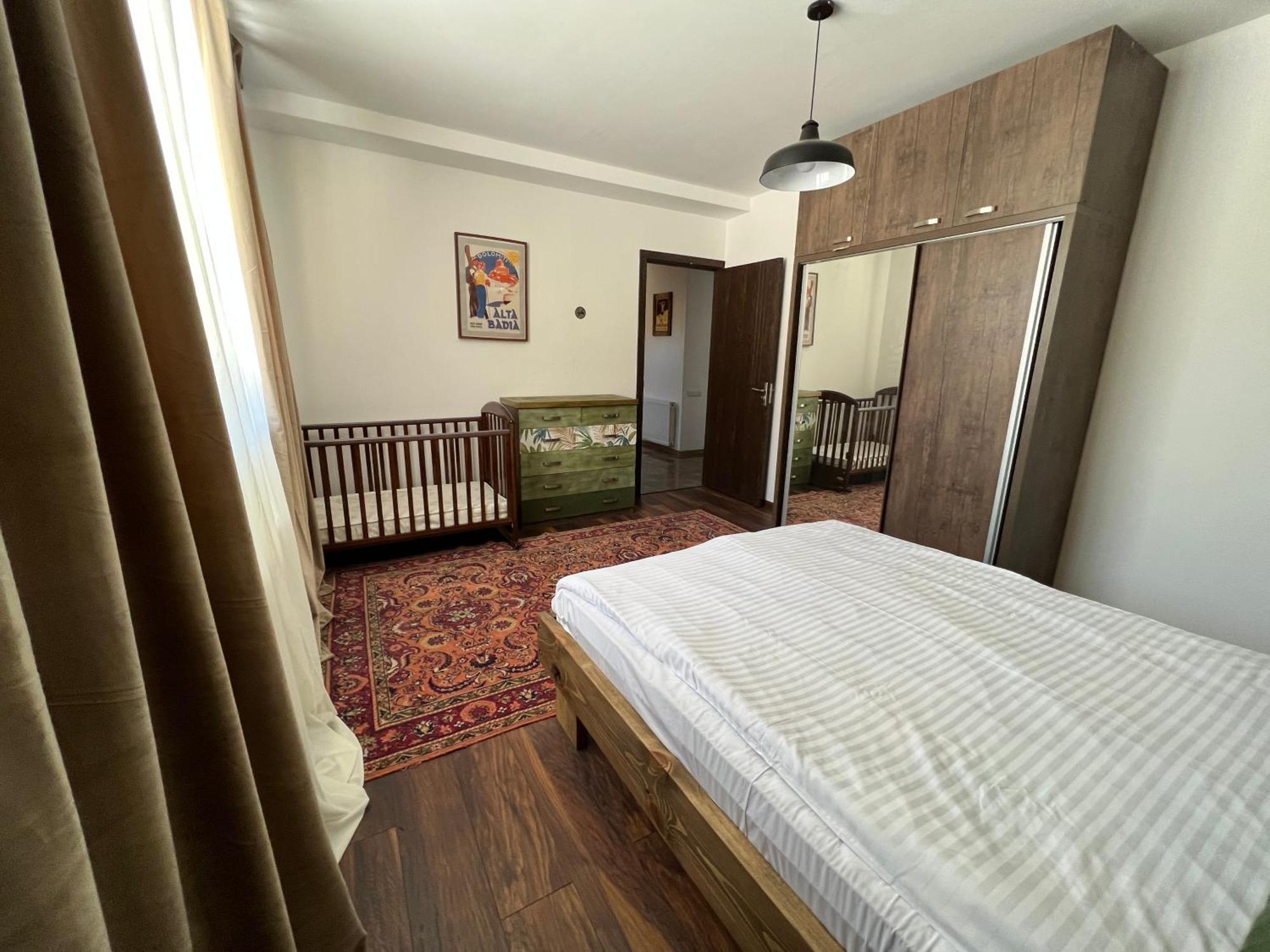 Mountain Cricket Chalets And Apartments กูเดาริ ห้อง รูปภาพ