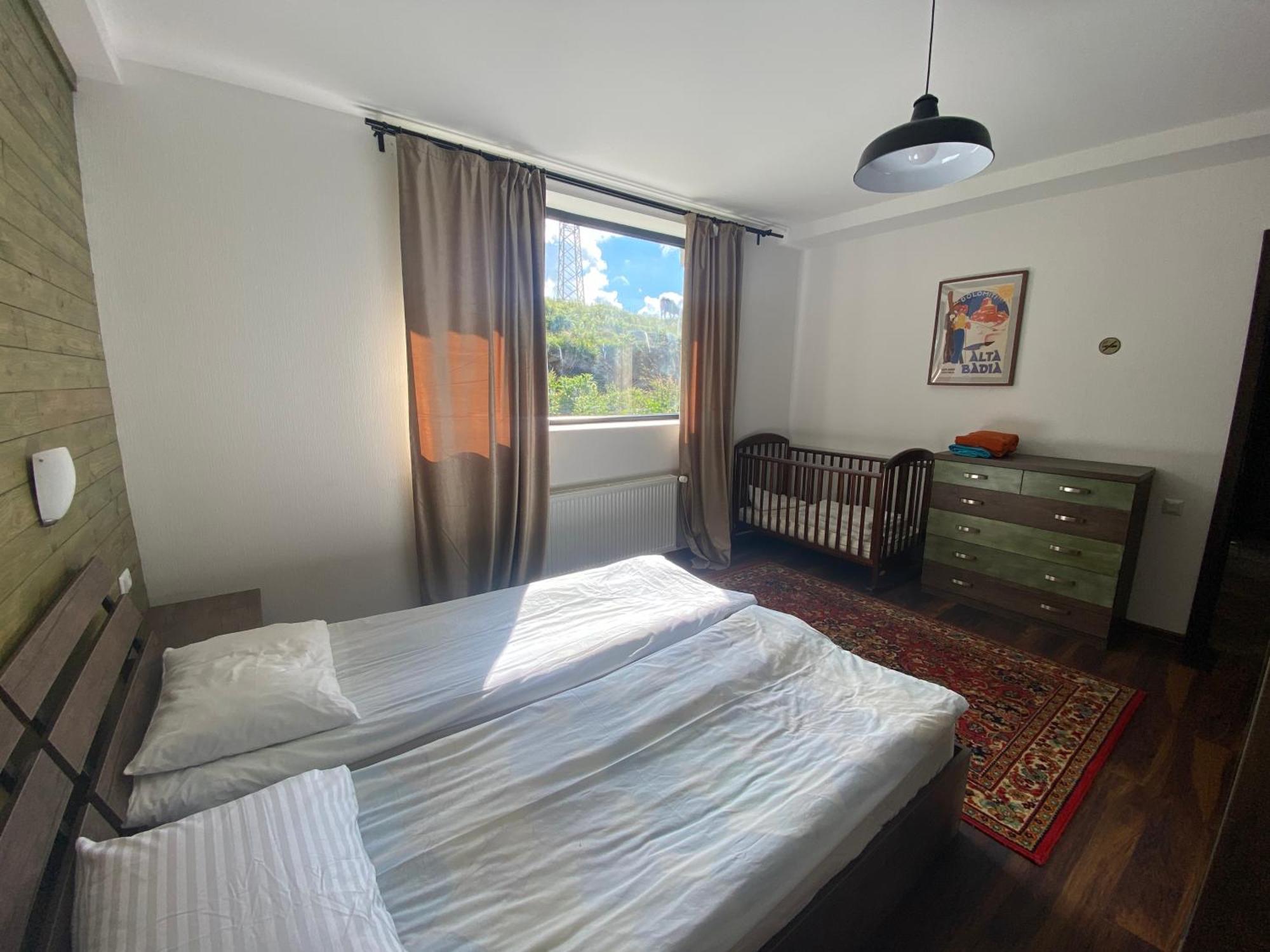 Mountain Cricket Chalets And Apartments กูเดาริ ห้อง รูปภาพ